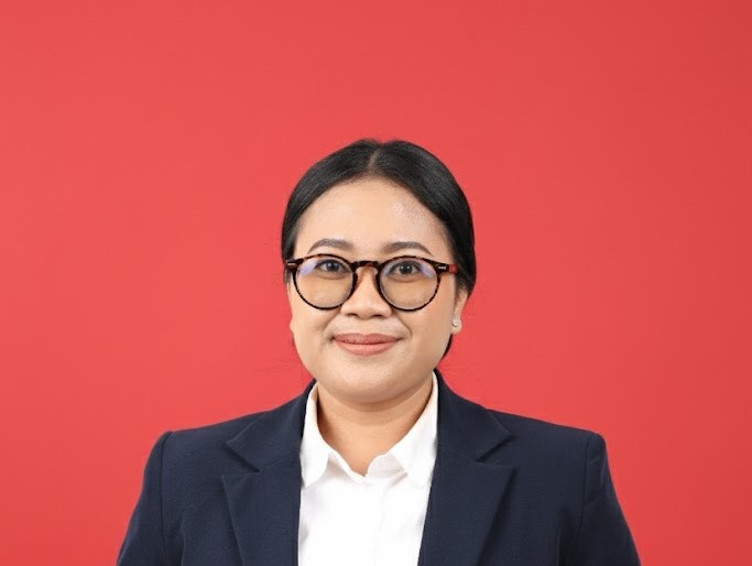 Dr. NI PUTU YULIANA RIA SAWITRI, SE.,MM